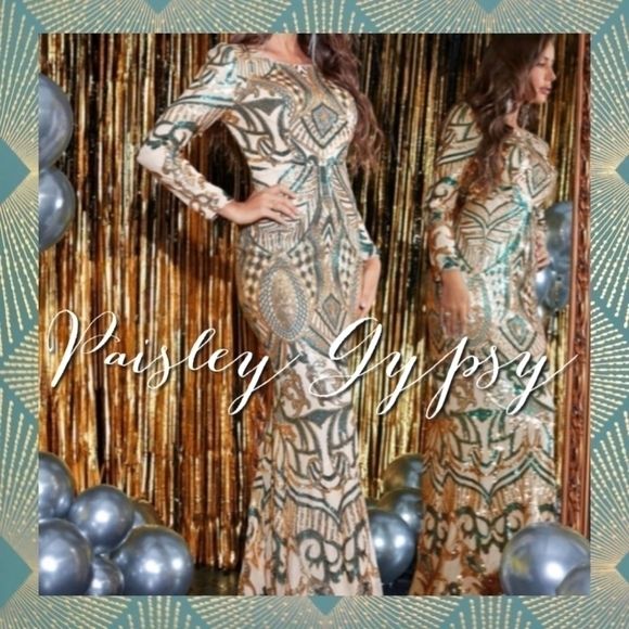 Teal and Gold Long Sleeve Backless Mermaid Contrast Sequin Formal Gown - Picture 5 of 10